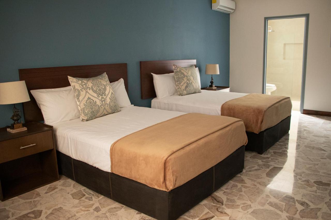Viamonte House Boutique Hotel León Kültér fotó