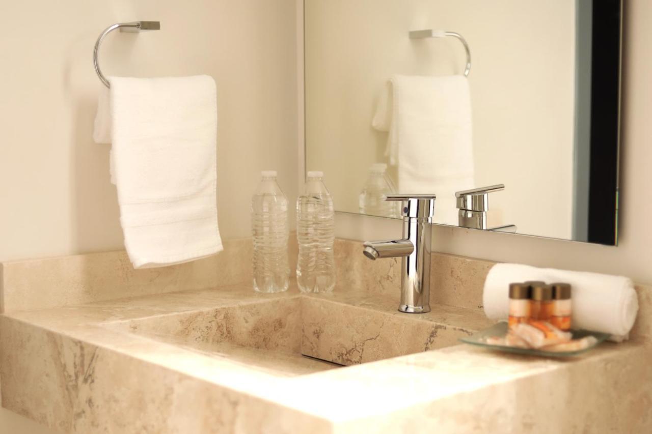 Viamonte House Boutique Hotel León Kültér fotó